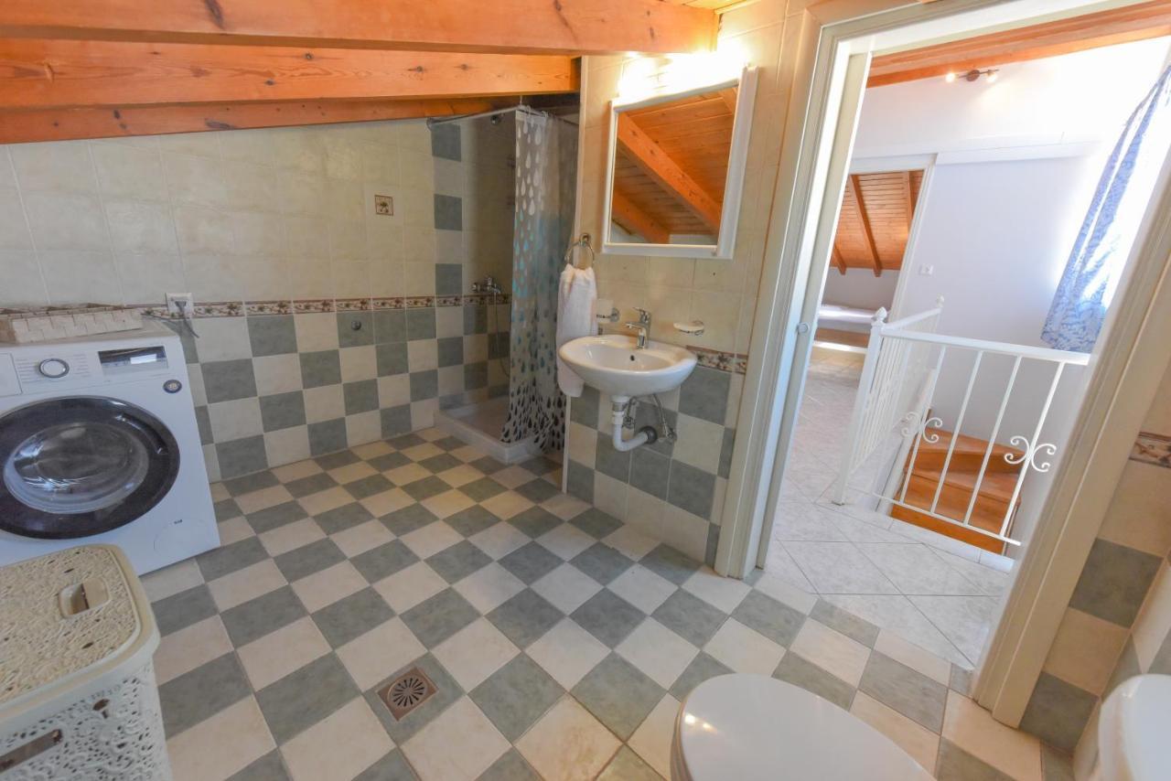 Deja Blue Maisonette Коккари Экстерьер фото